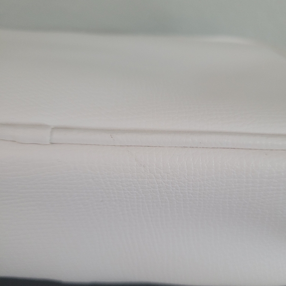 KARL LAGERFELD PARIS MAYBELLE CROSSBODY SHOULDER BAG WHITE π₯π₯π₯ - Picture 11 of 15